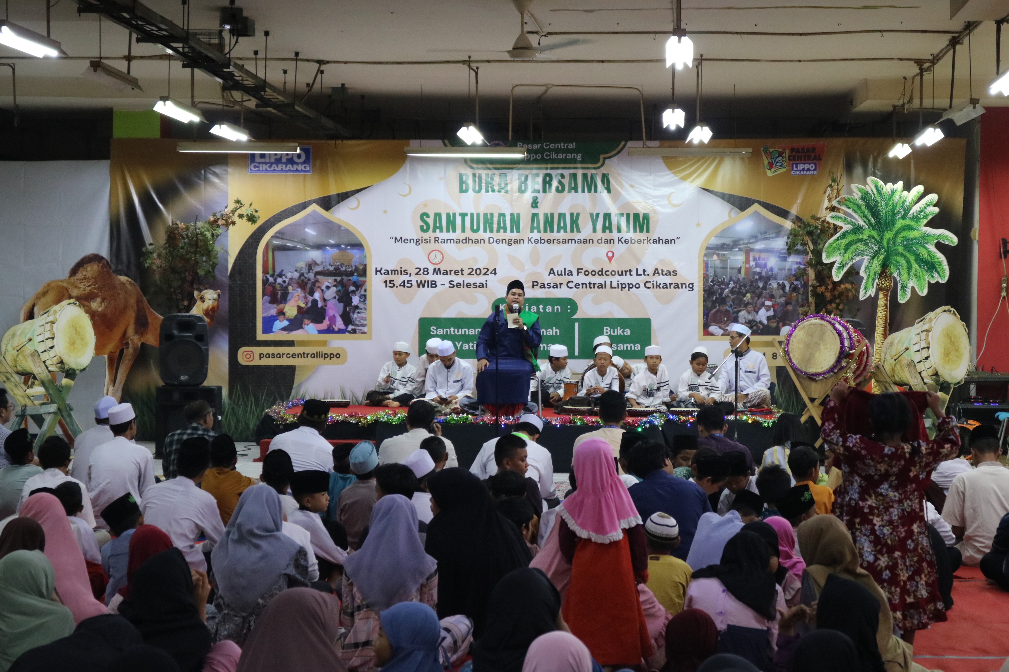 Buka Puasa Pasar Central Lippo Cikarang Bersama Anak Yatim